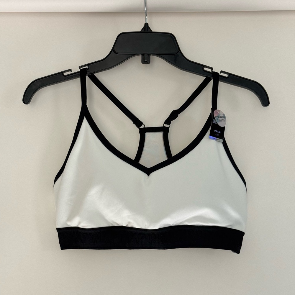 NWT Pink Victoria Secret Women's Sports Bra